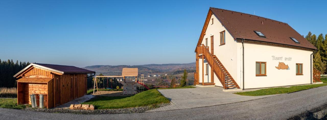 Apartmany Tlusty Svist Vaclavov u Bruntalu ภายนอก รูปภาพ